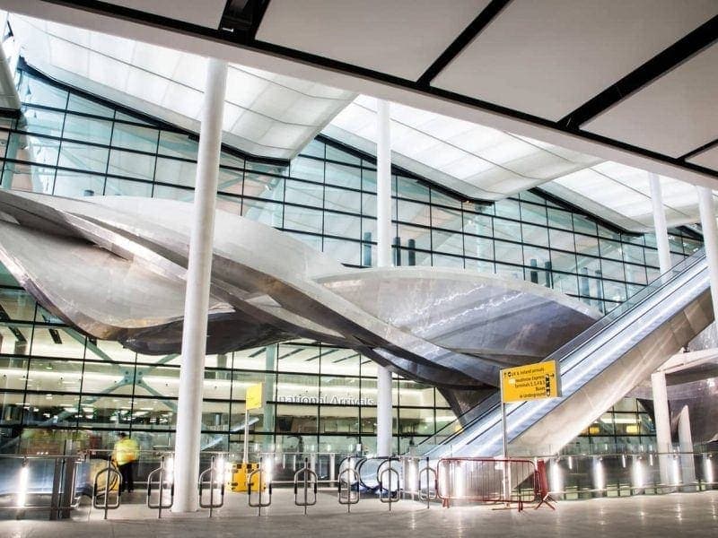 estructura interior del aeropuerto de heathrow